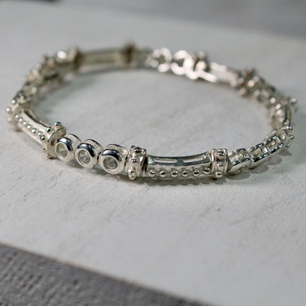 Vintage Women's Sterling Silver 925 & Cubic Zirconia CZ Tennis Bracelet - Picture 4 of 10